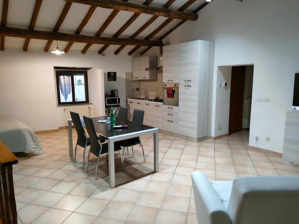 Francigena Viterbo Apartment Con Parcheggio Gratuito A Soli 2 Minuti Eksteriør billede